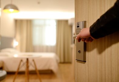 Sejfy hotelowe – bezpieczne przechowywanie wartościowych przedmiotów dla gości
